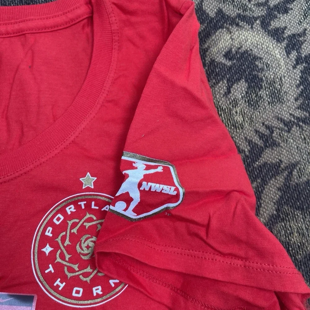 Nike Portland Thorns Women's Red Home T Shirt Size Medium New Athletic Cut